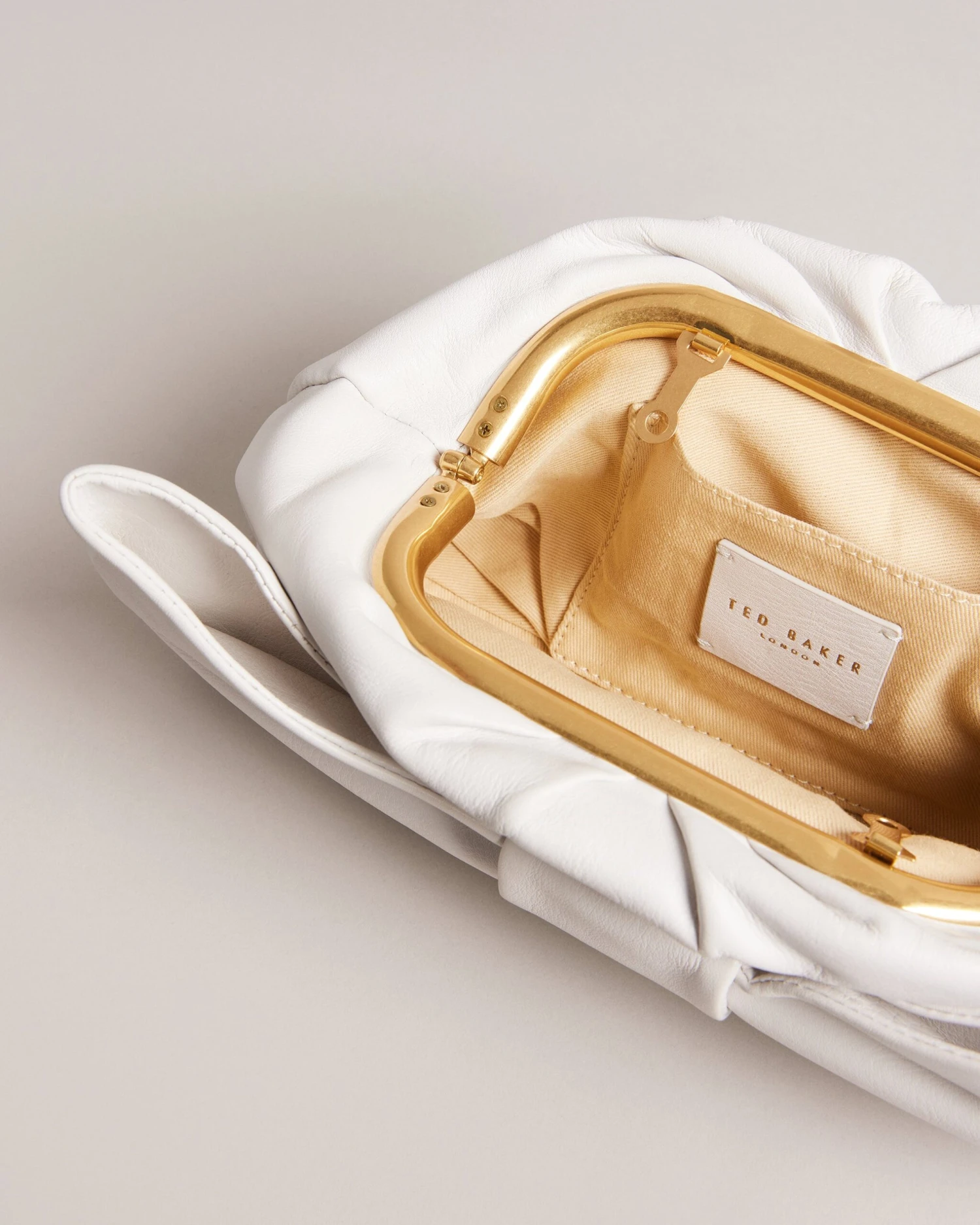 Ted Baker NIASA 5 Ted Baker NIASA - Image 5